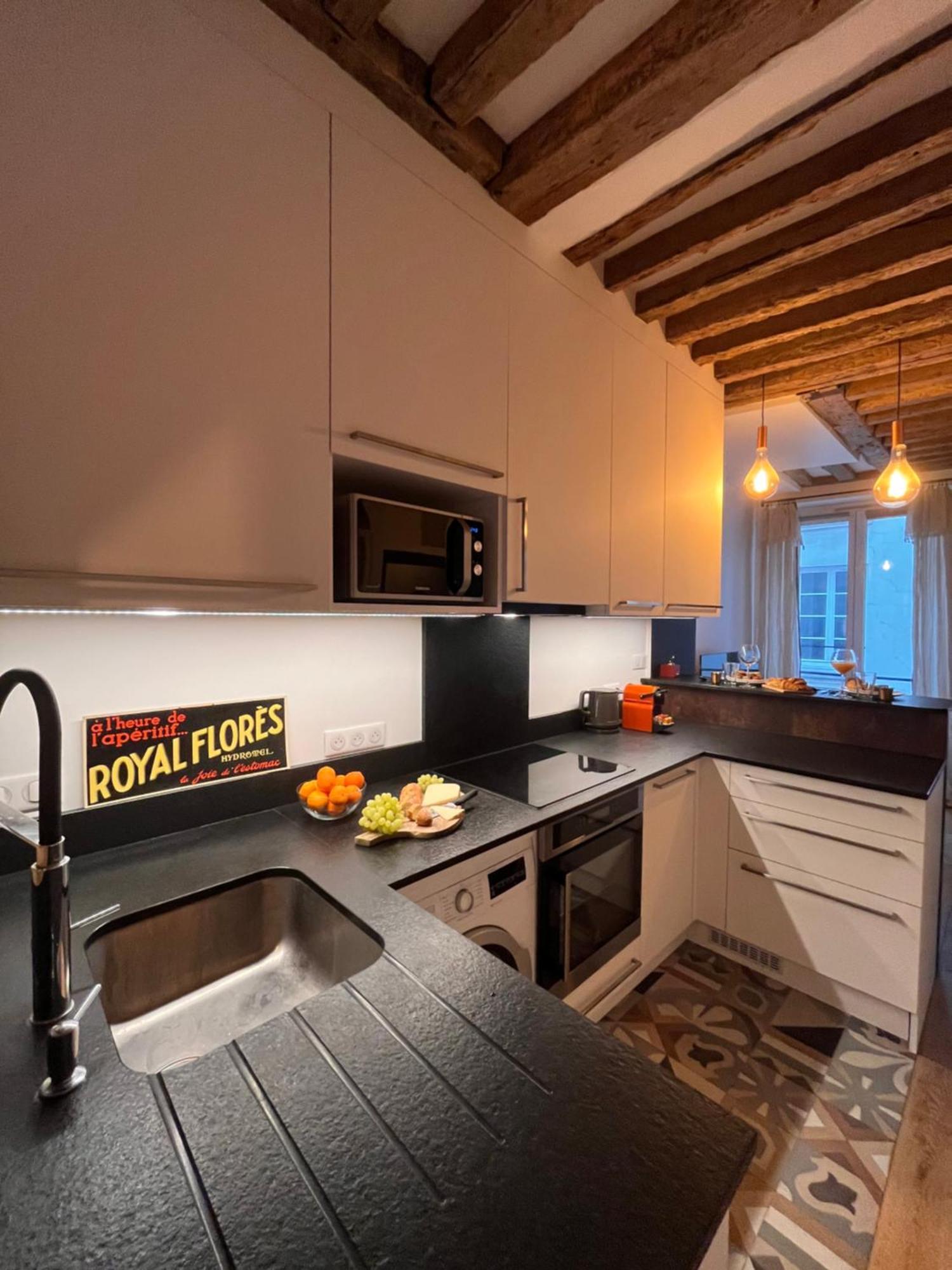 Appartement A Saint-Paul En Plein Coeur Du Marais 4 Pers Paris Eksteriør billede