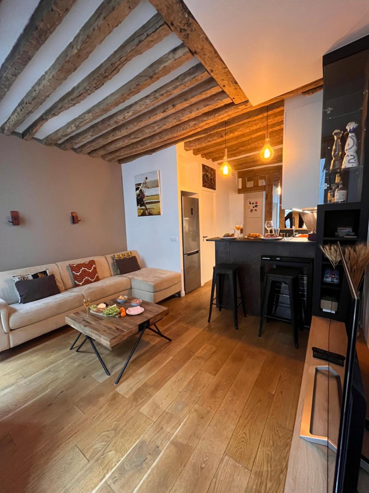 Appartement A Saint-Paul En Plein Coeur Du Marais 4 Pers Paris Eksteriør billede